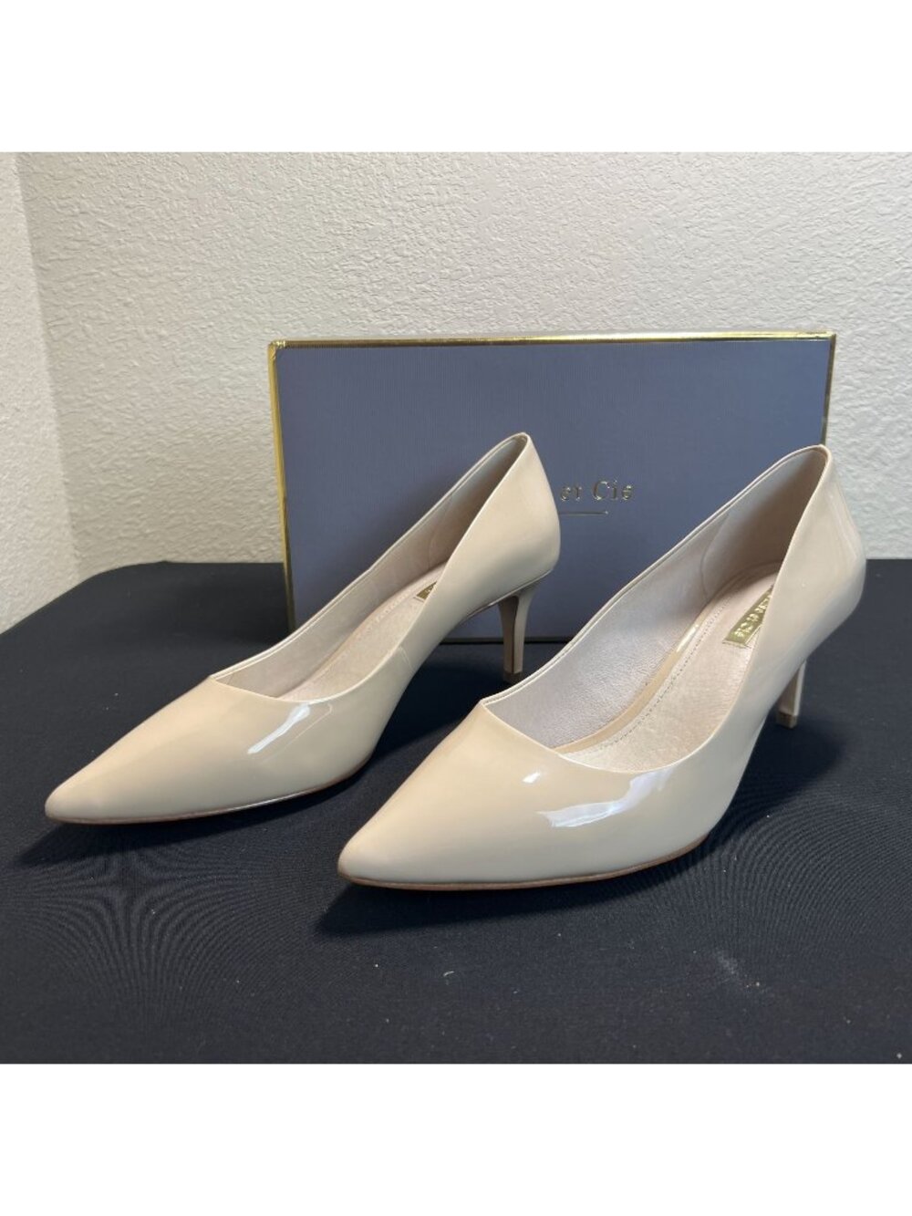Louise Et Cie Lo-Jordyna 9.5M Nude Odessa Pointed Toe Patent Leather Pumps